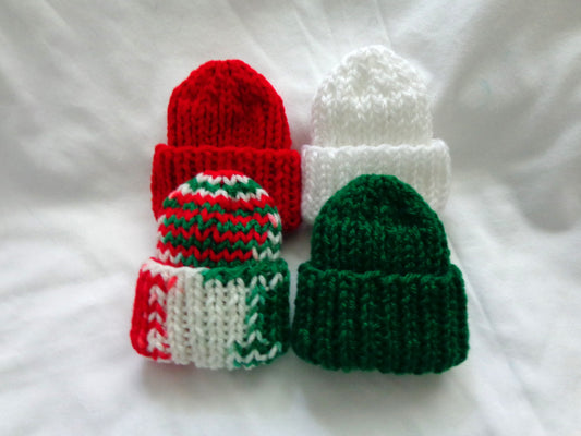 MICRO PREEMIE HAT - CHRISTMAS VARIEGATED