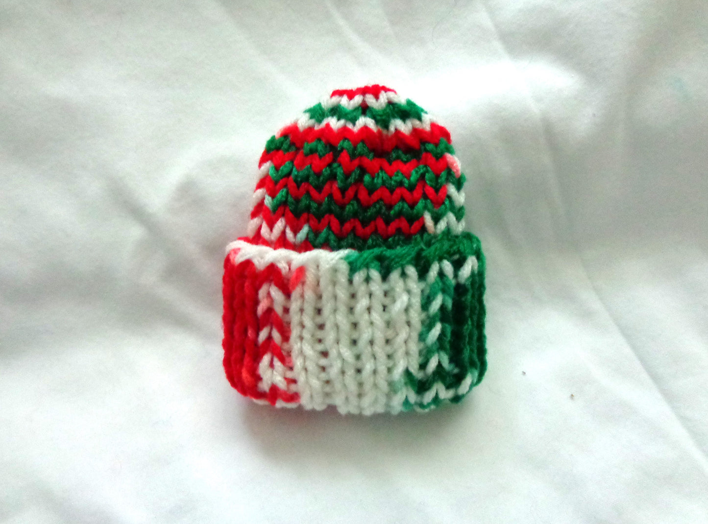 NEWBORN HAT - CHRISTMAS GREEN